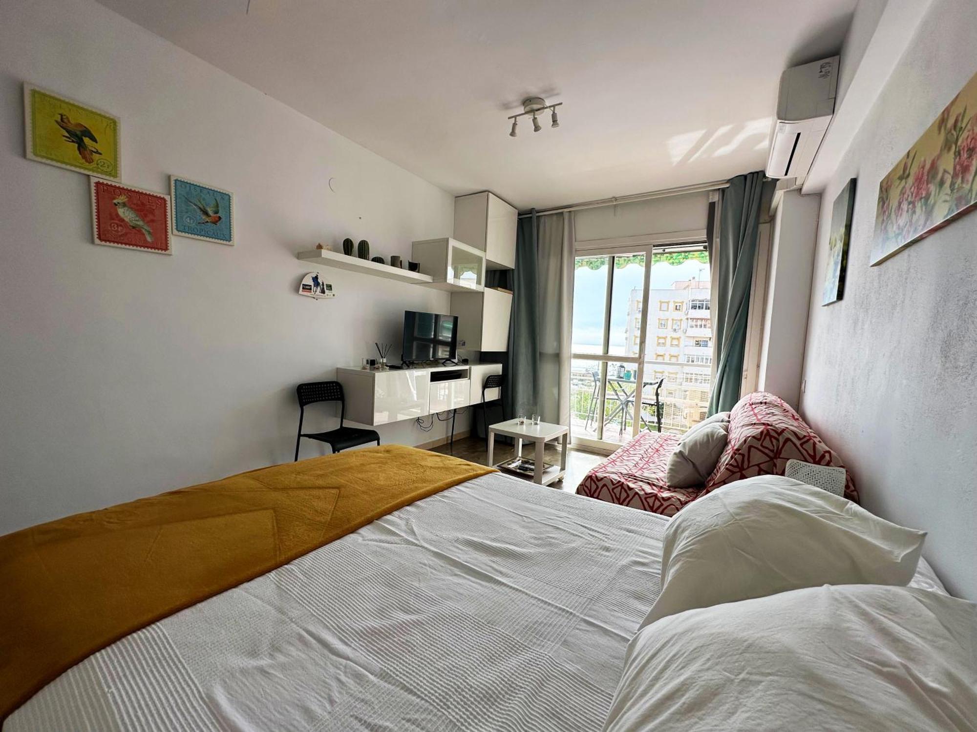 Appartement Hac - Terraza Con Vistas Al Mar, Wifi, Centro A 200 Metros, Playa A 600 Metros Torremolinos